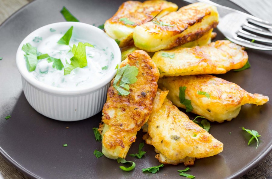 Кабачки соломкой жареные в кляре