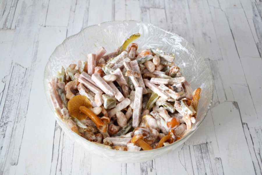 Свинина с картошкой и зеленой фасолью