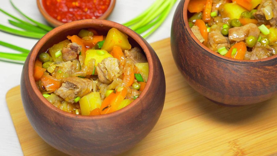 Блюда в горшочках с корочкой