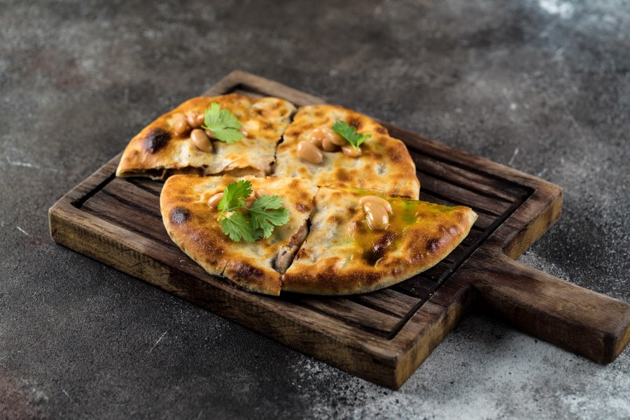 Грузинская кухня лобиани