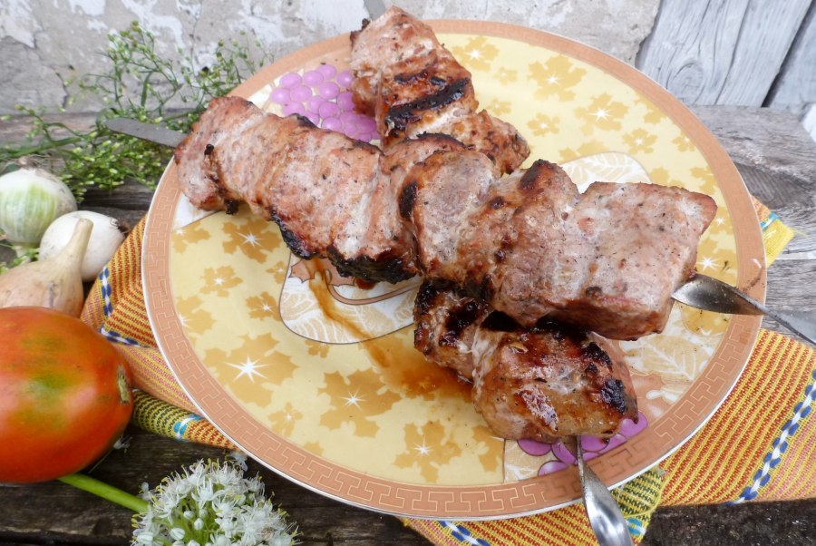 Мясо в томатном соке