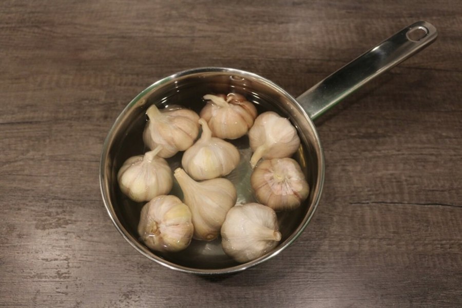 Человек чеснок