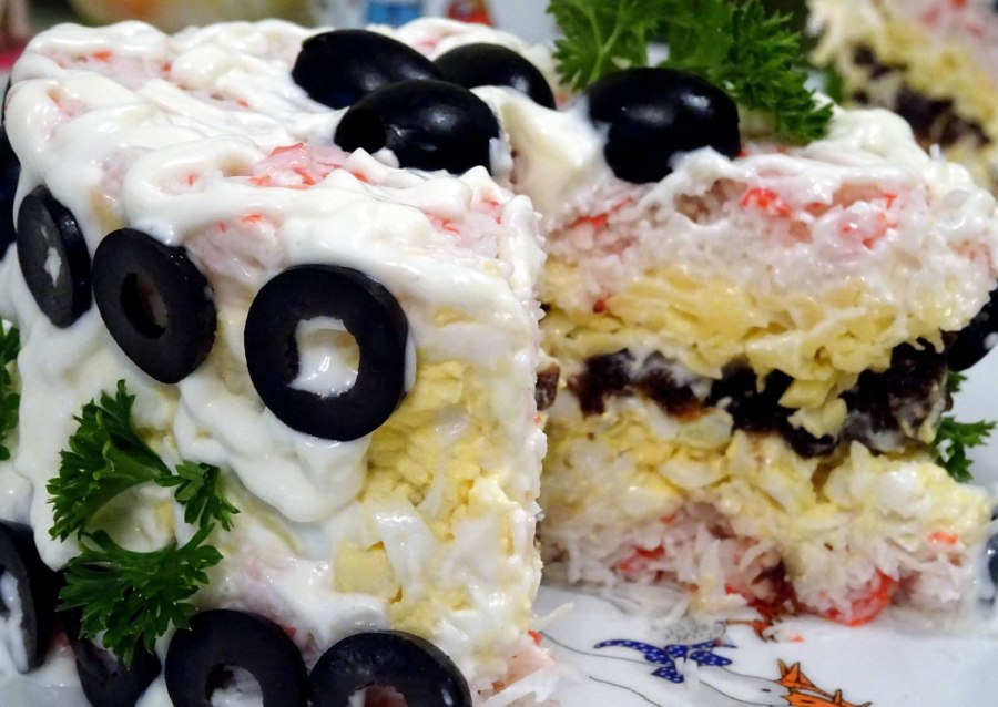 Салат морской Бриз с кальмарами