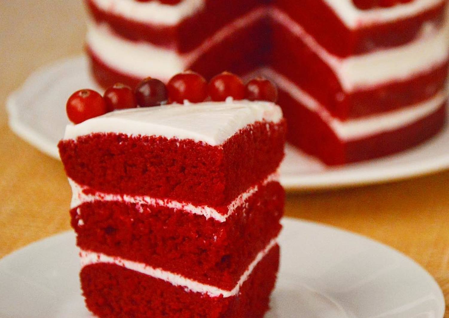 Красная кулинария. Куликовский красный бархат. Торт ПП красный бархат. Куликовский торт красный бархат.